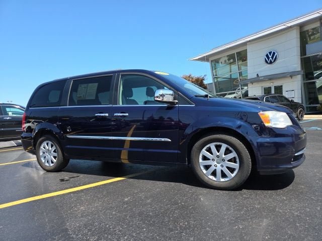 Used 2012 Chrysler Town & Country Touring-L w/ Driver Convenience Group