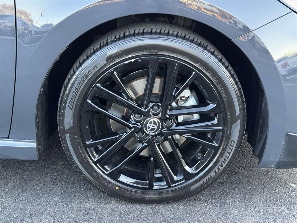 Used 2025 Toyota Camry SE image 26