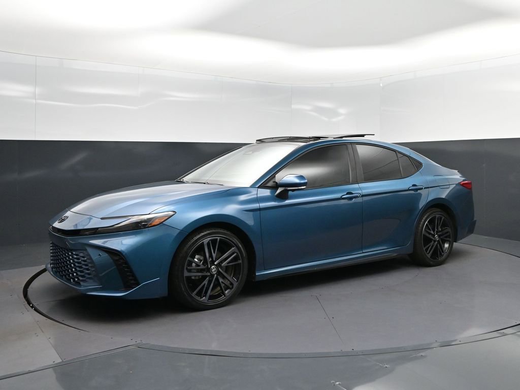 Used 2025 Toyota Camry XSE w/ Premium Plus Package image 3