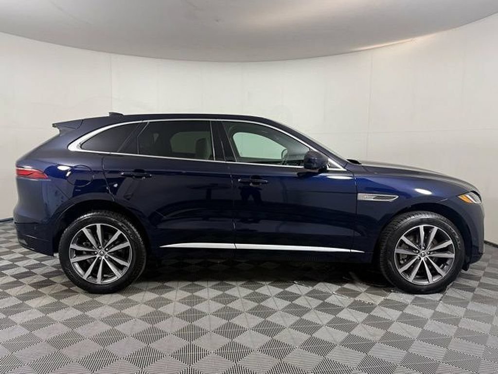 New 2026 Jaguar F-PACE R-Dynamic S AWD/4WD image 9