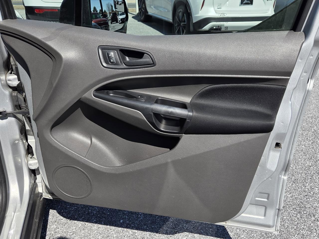 Used 2021 Ford Transit Connect XL image 27