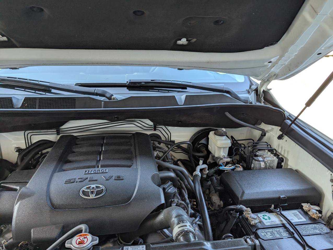 Used 2018 Toyota Tundra SR5 w/ SR5 Upgrade Package AWD/4WD image 28