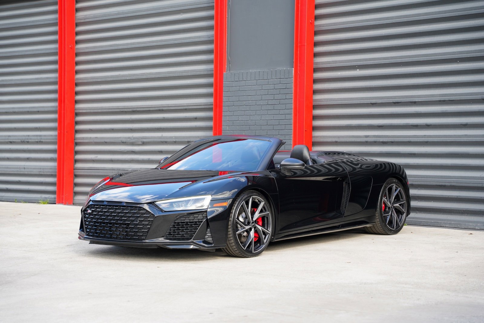 Used 2021 Audi R8 V10 image 1