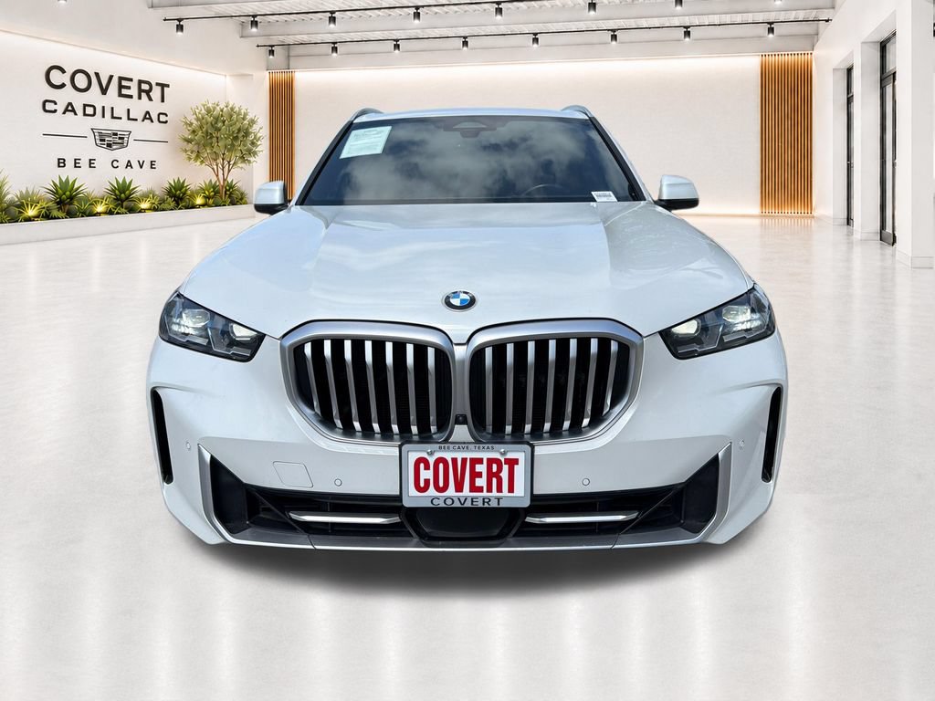 Used 2024 BMW X5 xDrive40i AWD/4WD image 3