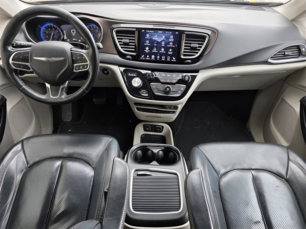 Used 2019 Chrysler Pacifica Touring-L Plus w/ Advanced Safetytec Group image 23