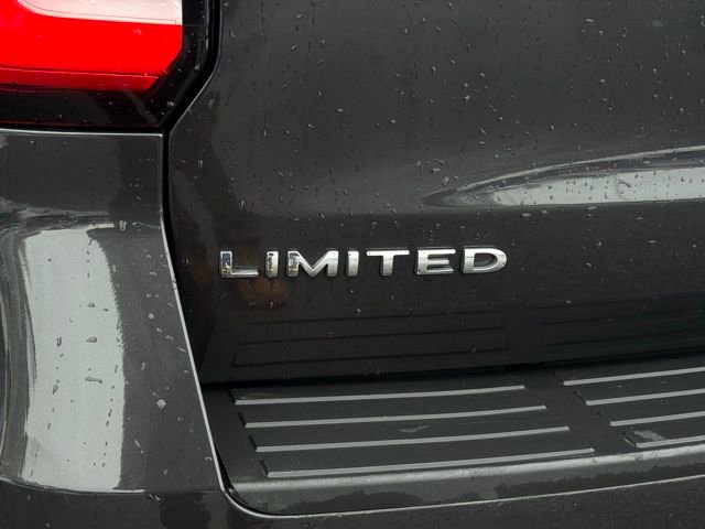 Used 2024 Ford Expedition Max Limited image 8