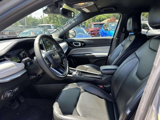 Used 2024 Jeep Compass Limited AWD/4WD image 10