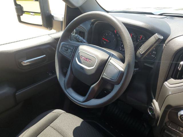 New 2025 GMC Sierra 3500 Pro w/ Convenience Package image 17