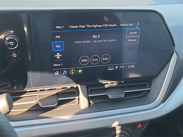 New 2026 Chevrolet Trax RS image 27