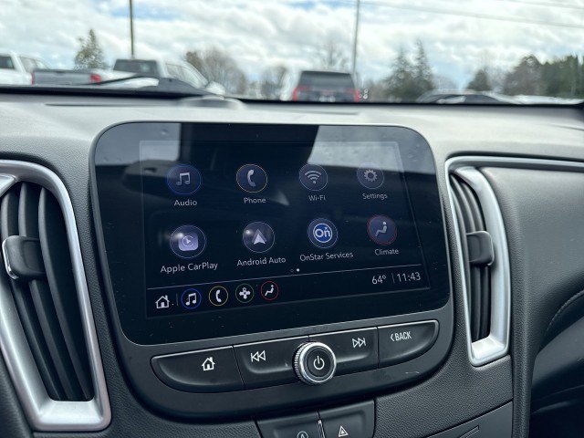 Certified 2022 Chevrolet Malibu LT w/ Leather Package image 12