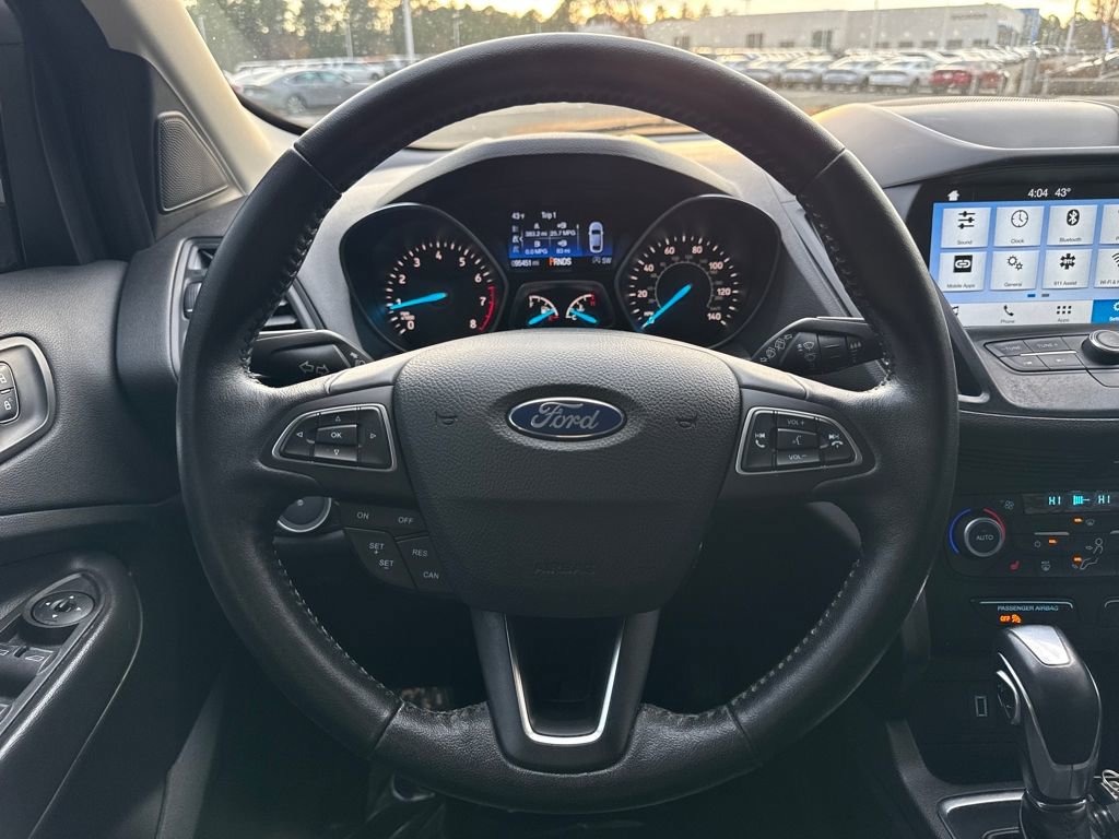 Used 2019 Ford Escape SEL image 18