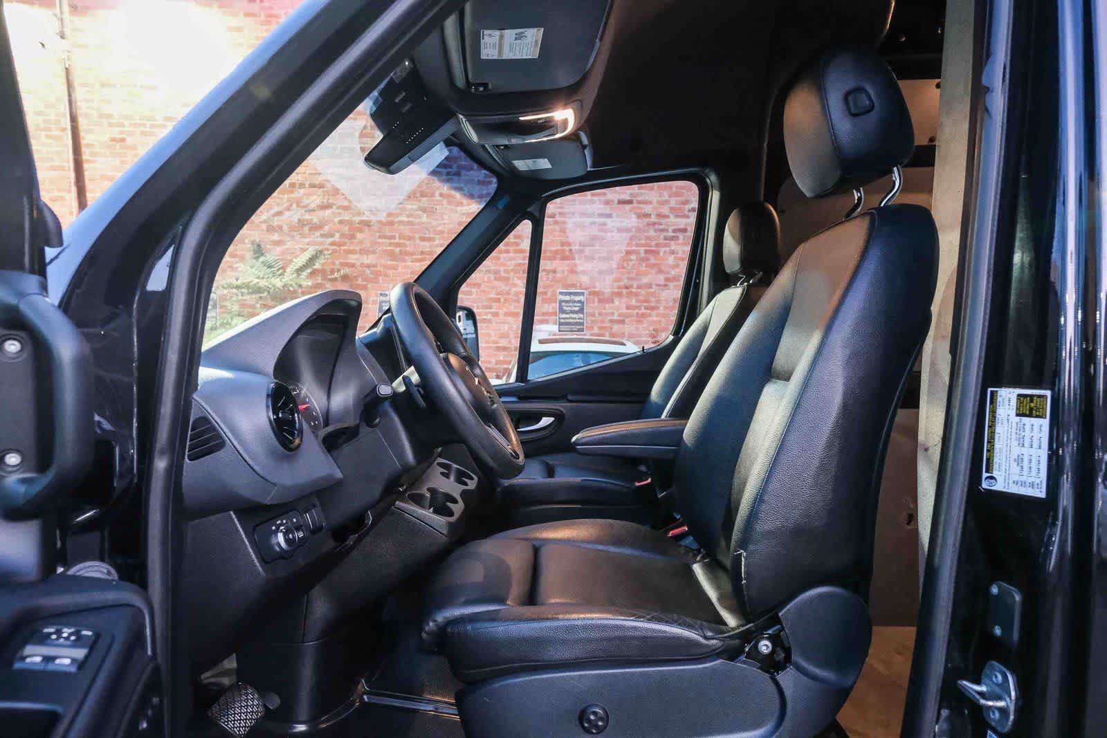 Used 2021 Mercedes-Benz Sprinter 2500 w/ Comfort Plus Package image 19