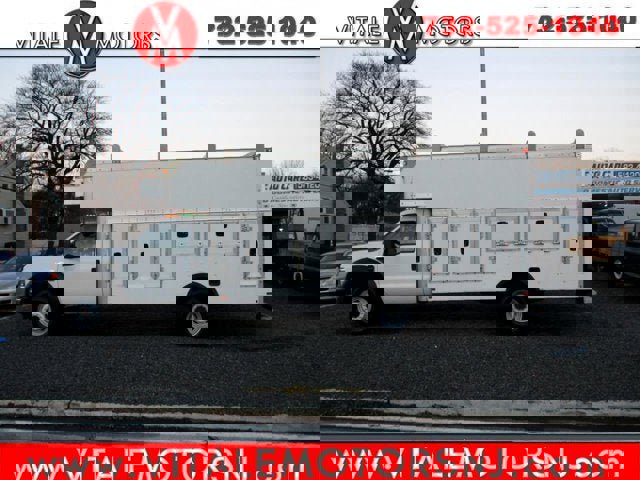 Used 2010 Ford F450 2WD Regular Cab Super Duty image 1