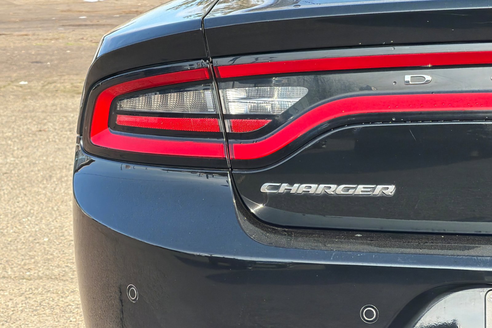 Used 2023 Dodge Charger SXT image 8
