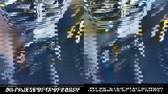 New 2026 Ford Escape ST-Line w/ Tech Pack #1 image 17