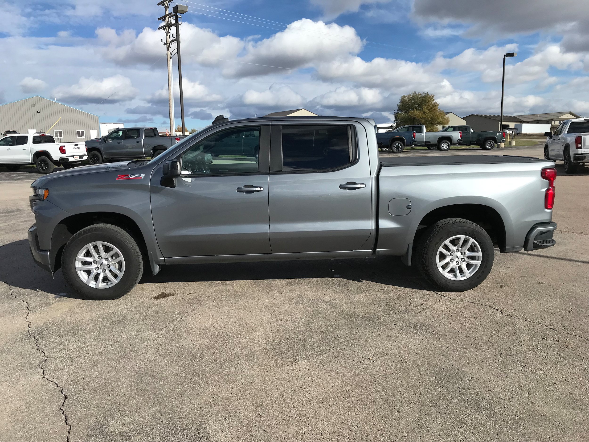 Used 2020 Chevrolet Silverado 1500 RST AWD/4WD image 1