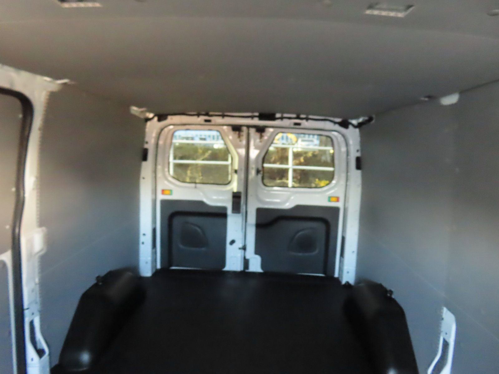 Used 2023 Ford Transit 150 Low Roof AWD w/ Exterior Upgrade Package image 29