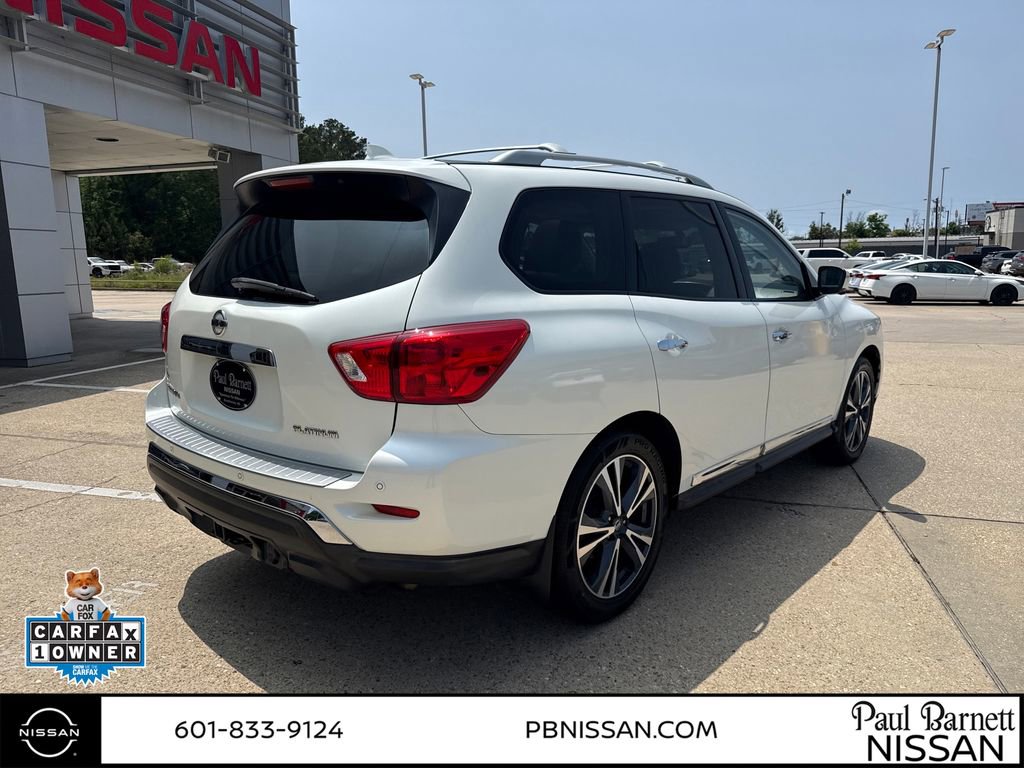 Used 2019 Nissan Pathfinder Platinum FWD image 4