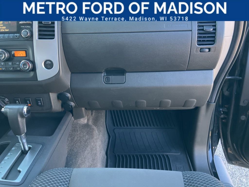 Used 2013 Nissan Frontier PRO-4X image 46
