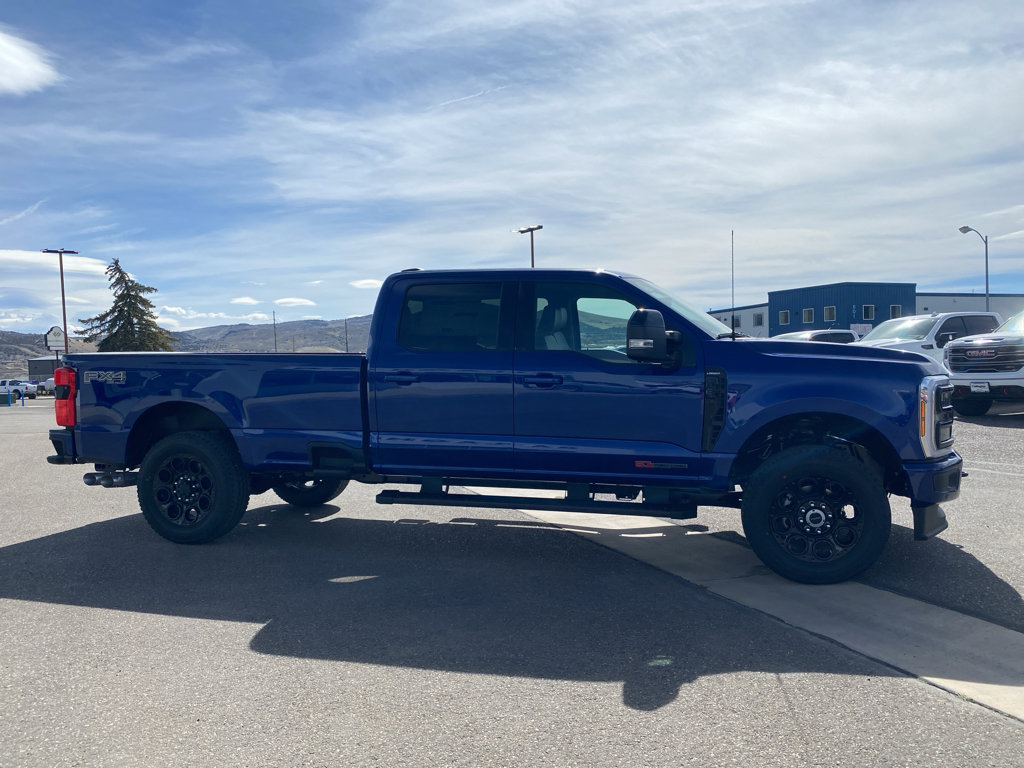 New 2026 Ford F350 Lariat w/ Black Appearance Package image 18