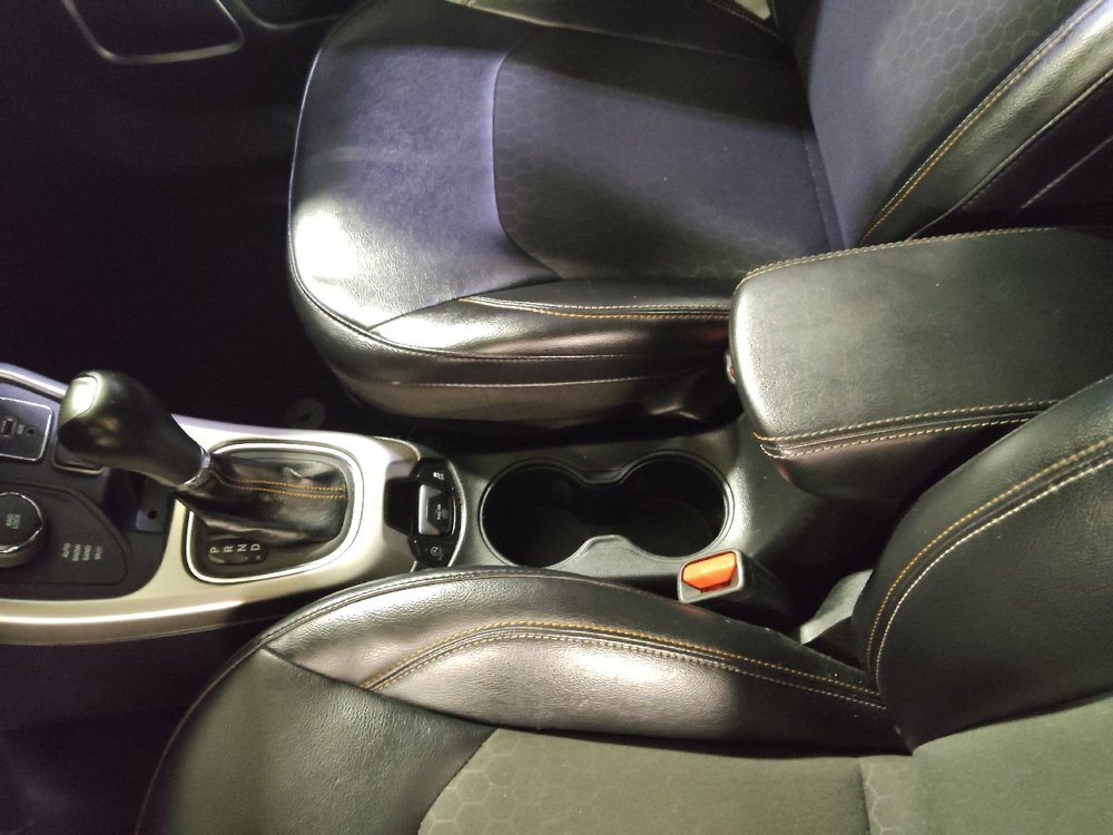 Used 2017 Jeep Compass Latitude image 25