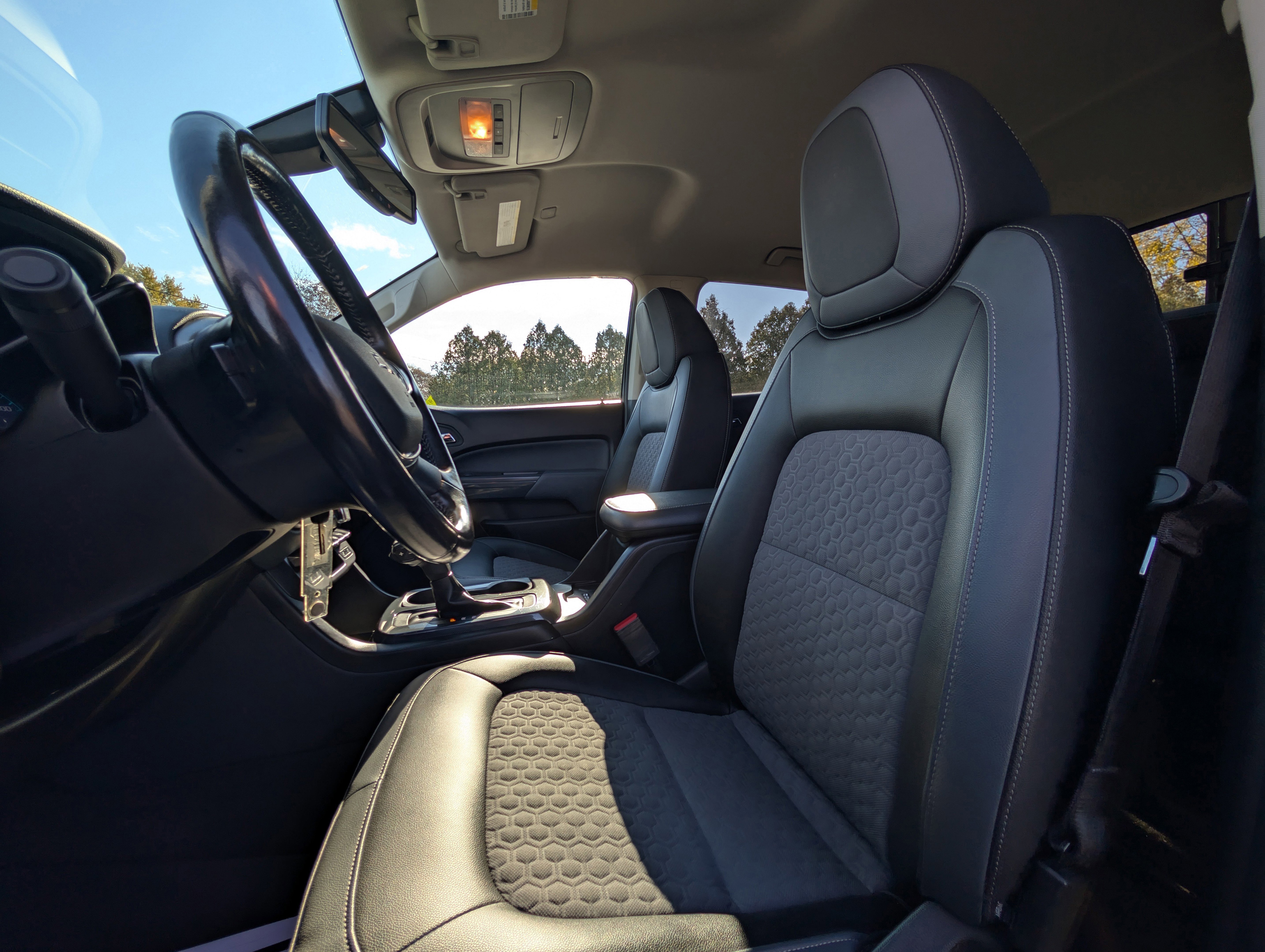 Used 2020 Chevrolet Colorado Z71 image 29