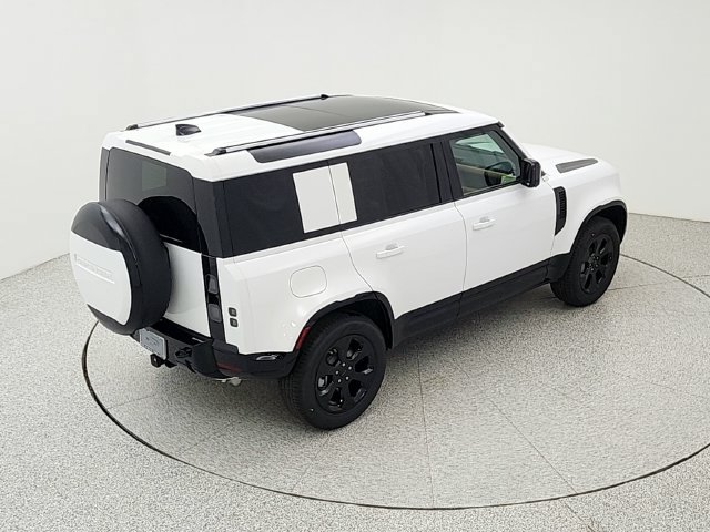 New 2026 Land Rover Defender 110 X-Dynamic SE AWD/4WD image 33