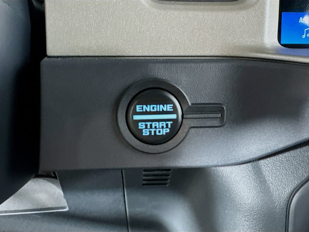 Used 2025 Ford Bronco Outer Banks AWD/4WD image 18