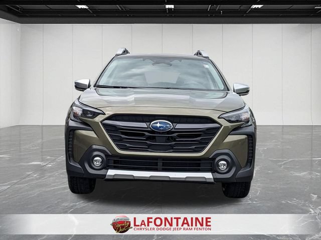 Used 2025 Subaru Outback Touring AWD/4WD image 8