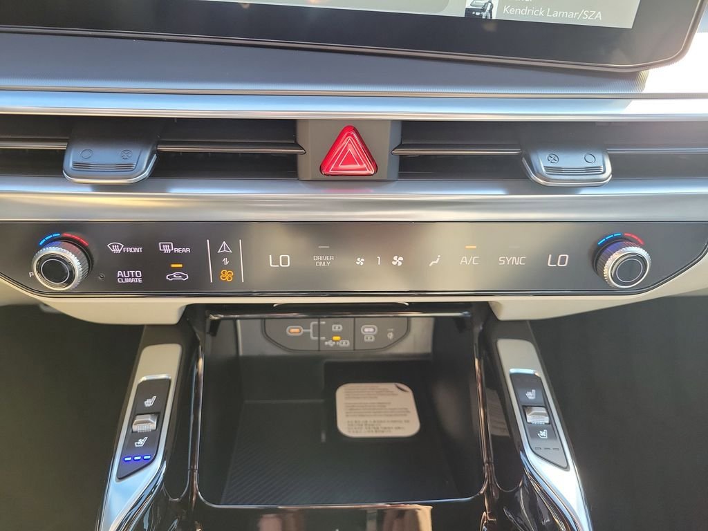 New 2026 Kia Sorento SX Prestige AWD/4WD image 35