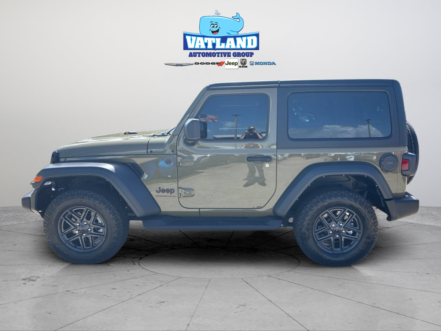 Certified 2025 Jeep Wrangler Sport AWD/4WD image 2