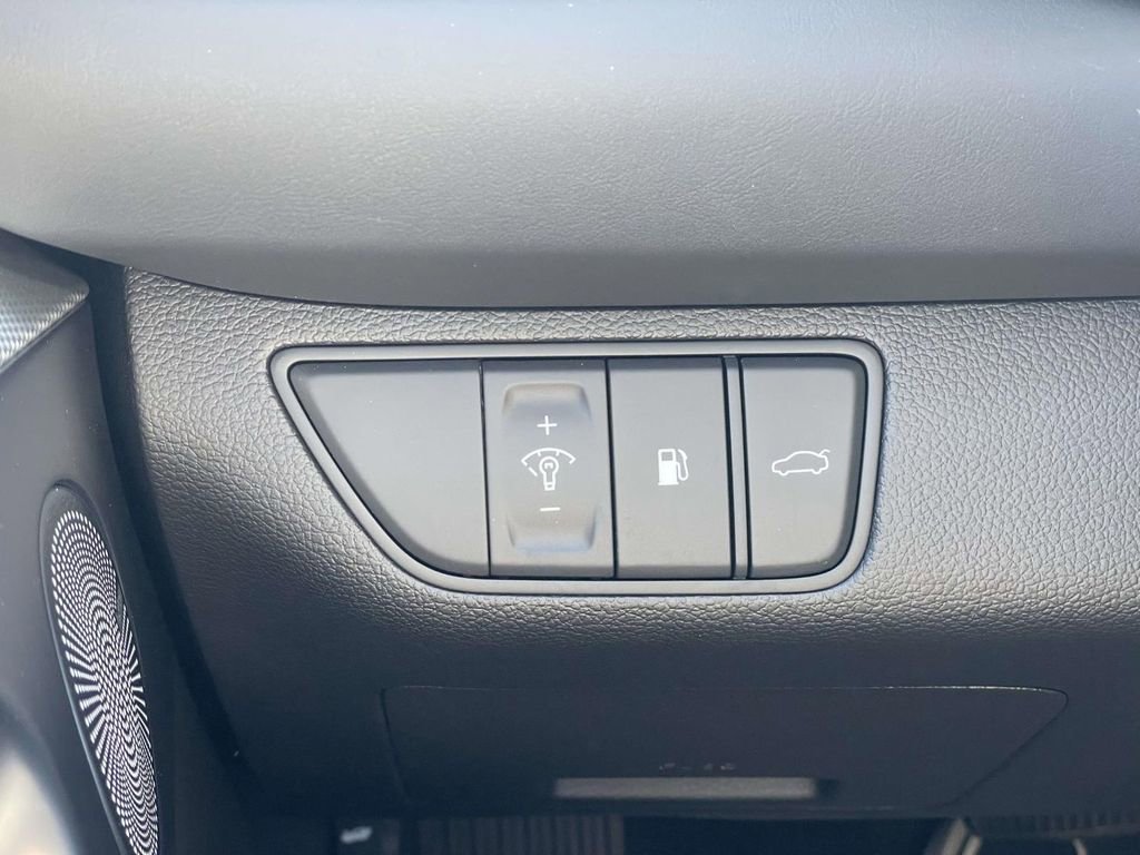 New 2026 Genesis G70 2.5T Prestige RWD image 12