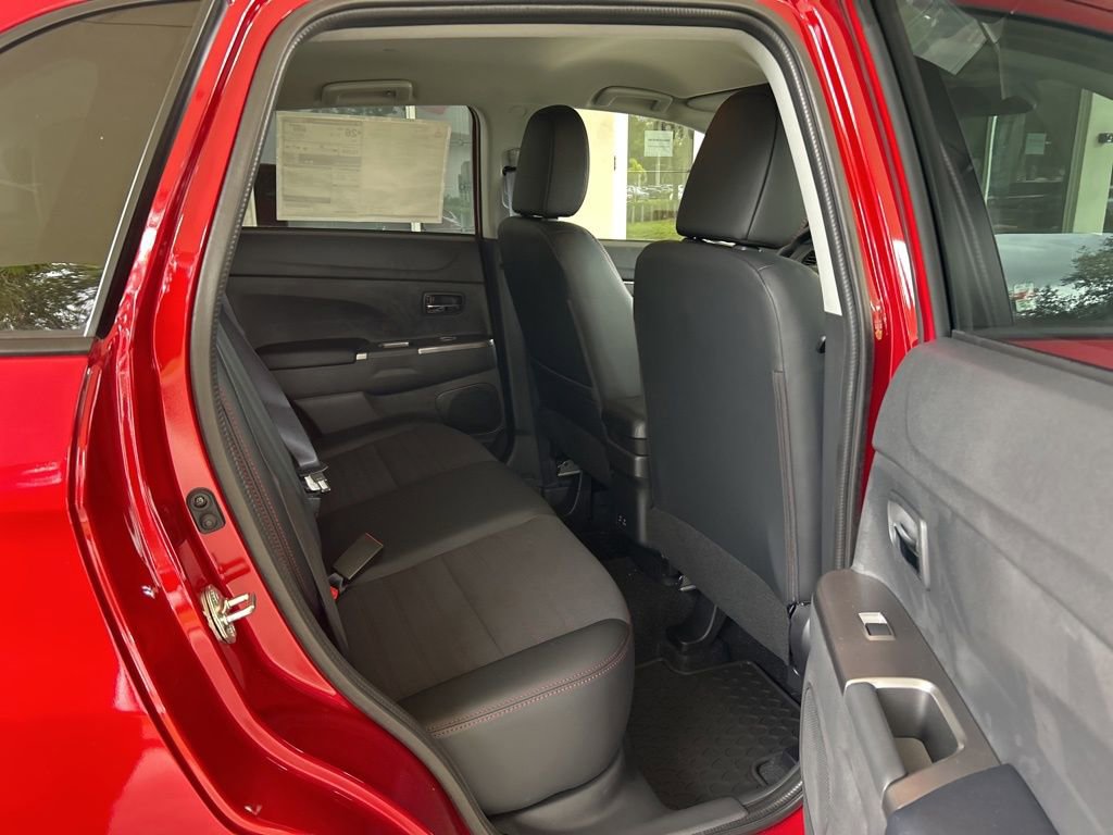 New 2025 Mitsubishi Outlander Sport SE image 24