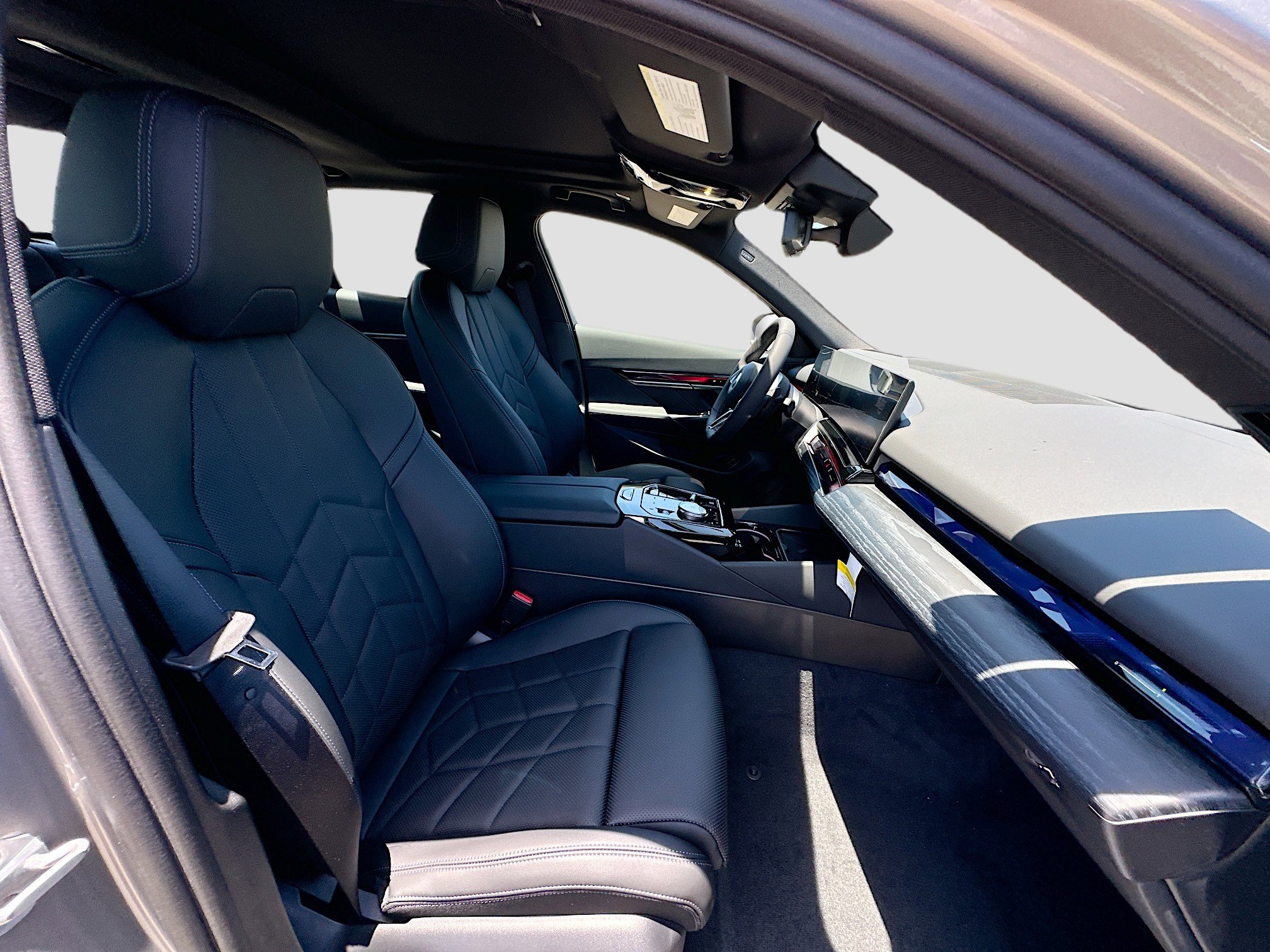 New 2027 BMW 530i w/ M Sport Package RWD image 21