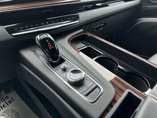 Certified 2024 Cadillac Escalade Premium Luxury w/ LPO, Floor Liner Package AWD/4WD image 53