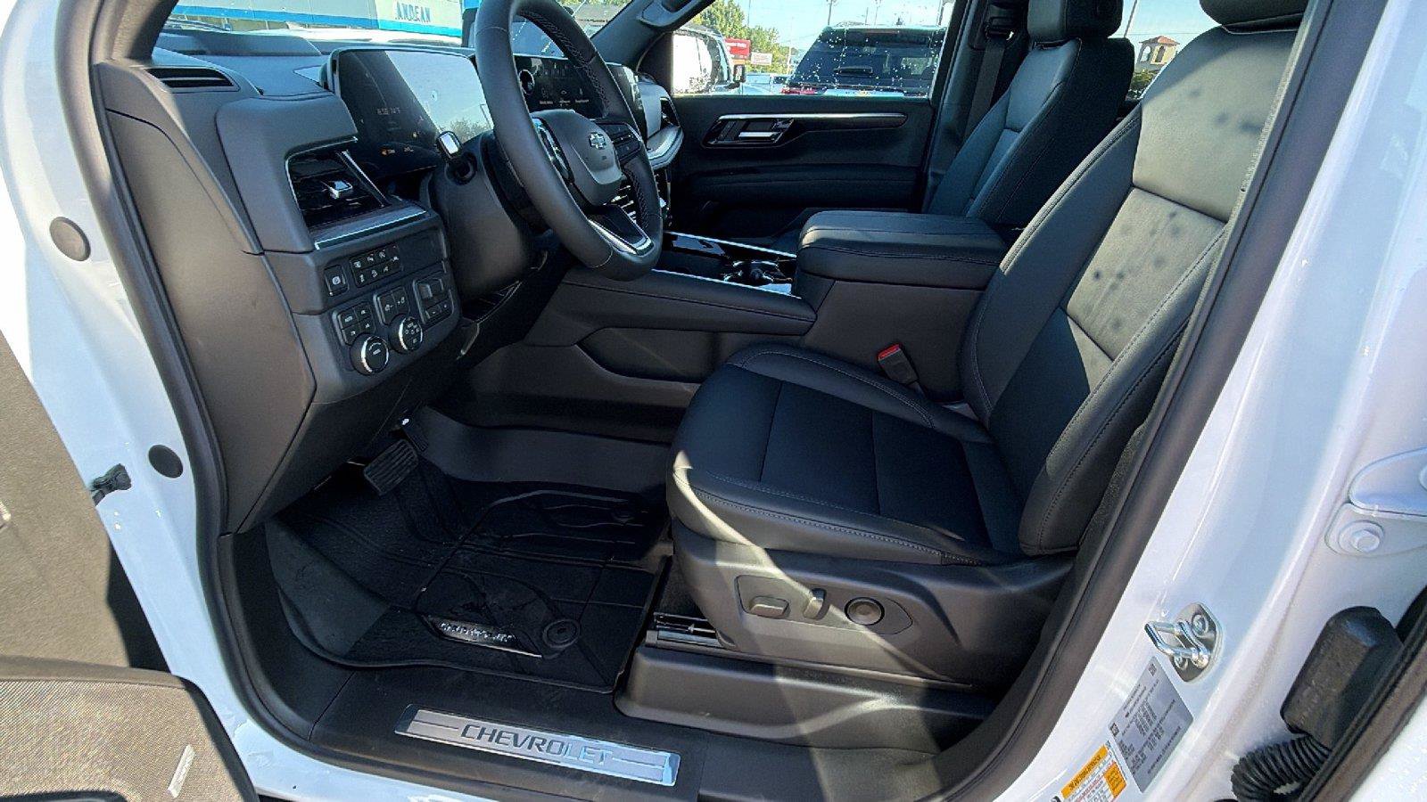New 2026 Chevrolet Tahoe Z71 w/ Comfort Package AWD/4WD image 16