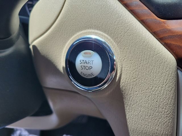 Used 2019 Nissan Pathfinder Platinum FWD image 36