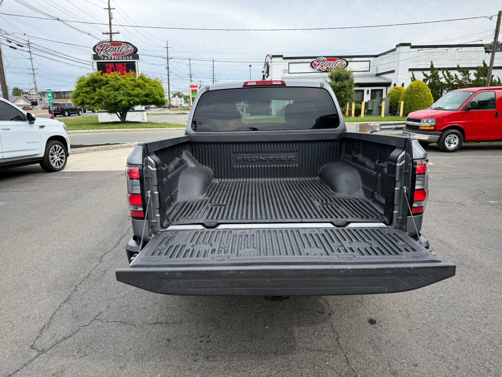 Used 2022 Nissan Frontier S w/ Technology Package AWD/4WD image 28