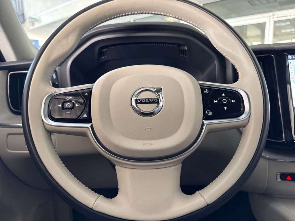 Certified 2023 Volvo XC60 B5 Plus w/ Climate Package AWD/4WD image 23