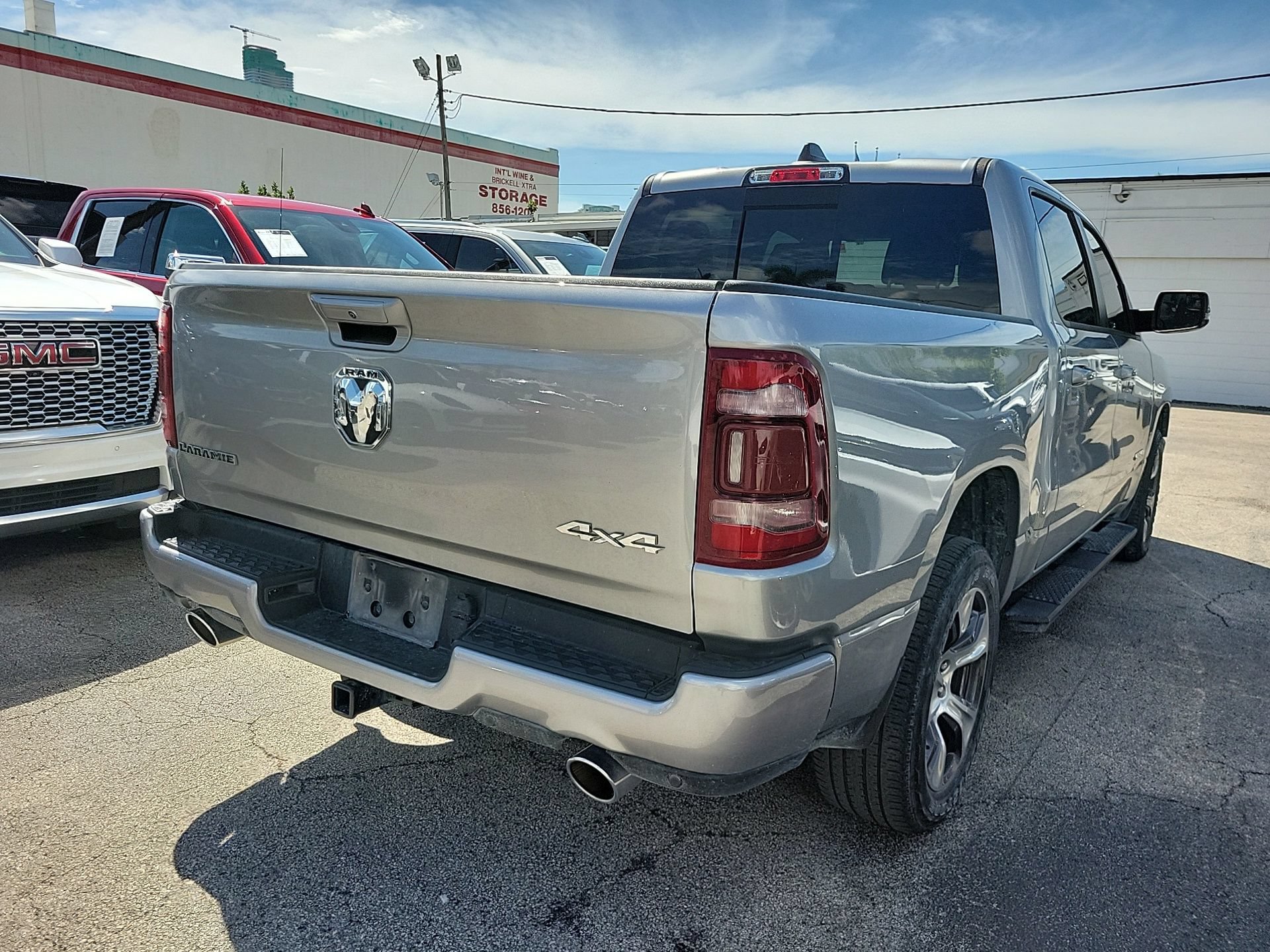 Used 2024 RAM 1500 Laramie AWD/4WD image 7