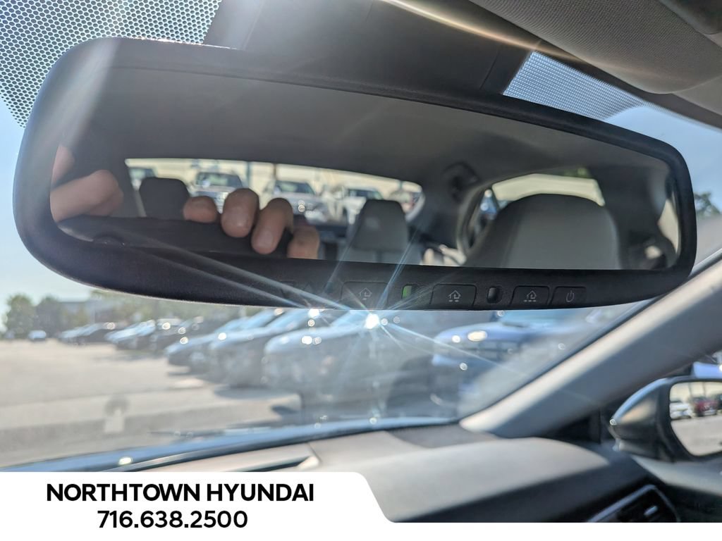 Used 2019 Toyota Camry XSE FWD image 22