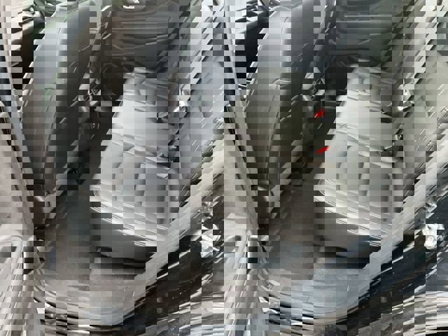 Used 2024 GMC Terrain SLT image 20