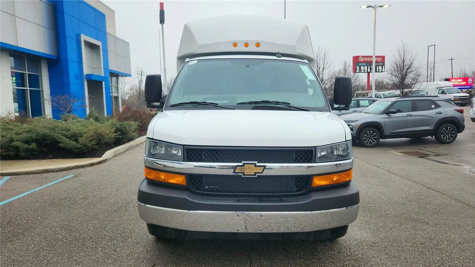 New 2025 Chevrolet Express 3500 w/ Power Convenience Package RWD image 3