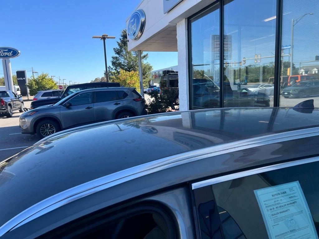 Used 2018 Buick Regal Essence w/ Driver Confidence Package #1 AWD/4WD image 11