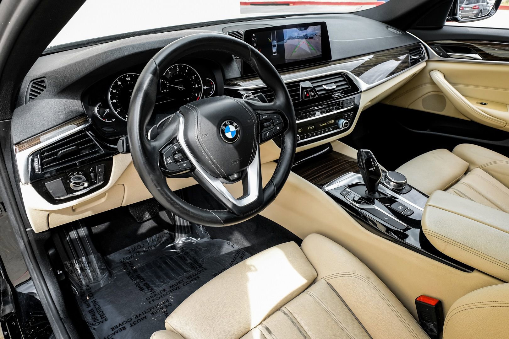 Used 2019 BMW 540i w/ Convenience Package RWD image 2