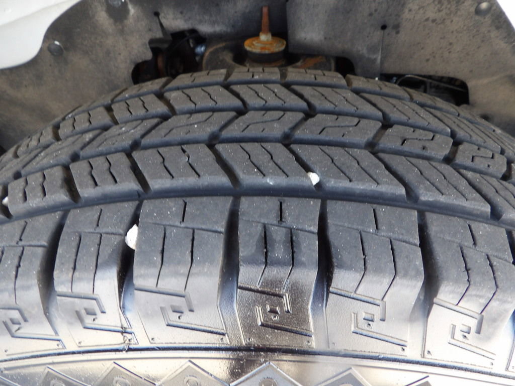 Used 2021 Chevrolet Express 3500 w/ Driver Convenience Package image 57