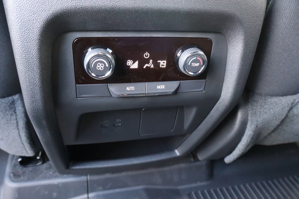 New 2026 Chevrolet Traverse LT w/ LPO, Floor Liner Package image 20