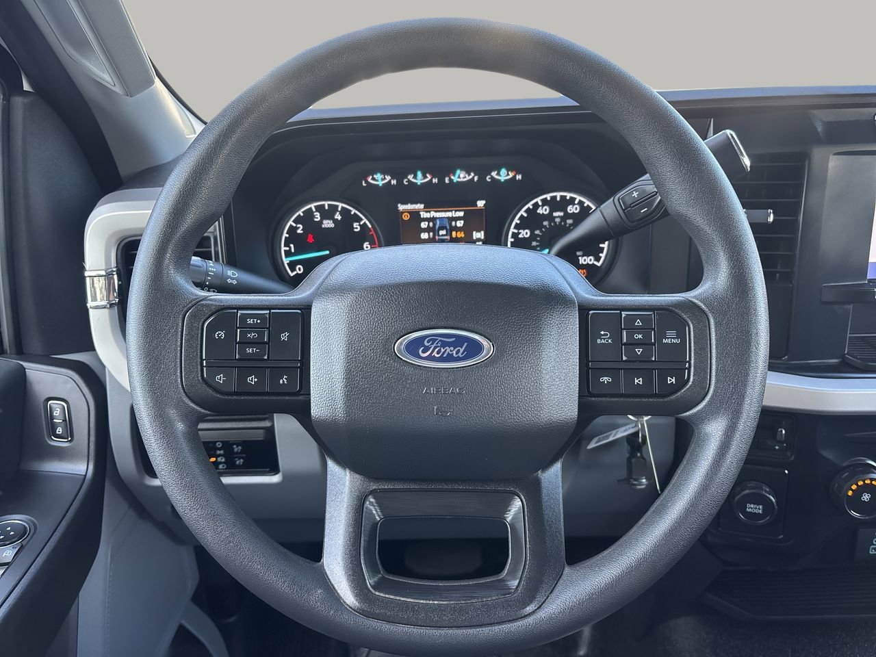 Used 2024 Ford F350 XL w/ 360-Degree Camera Package image 18