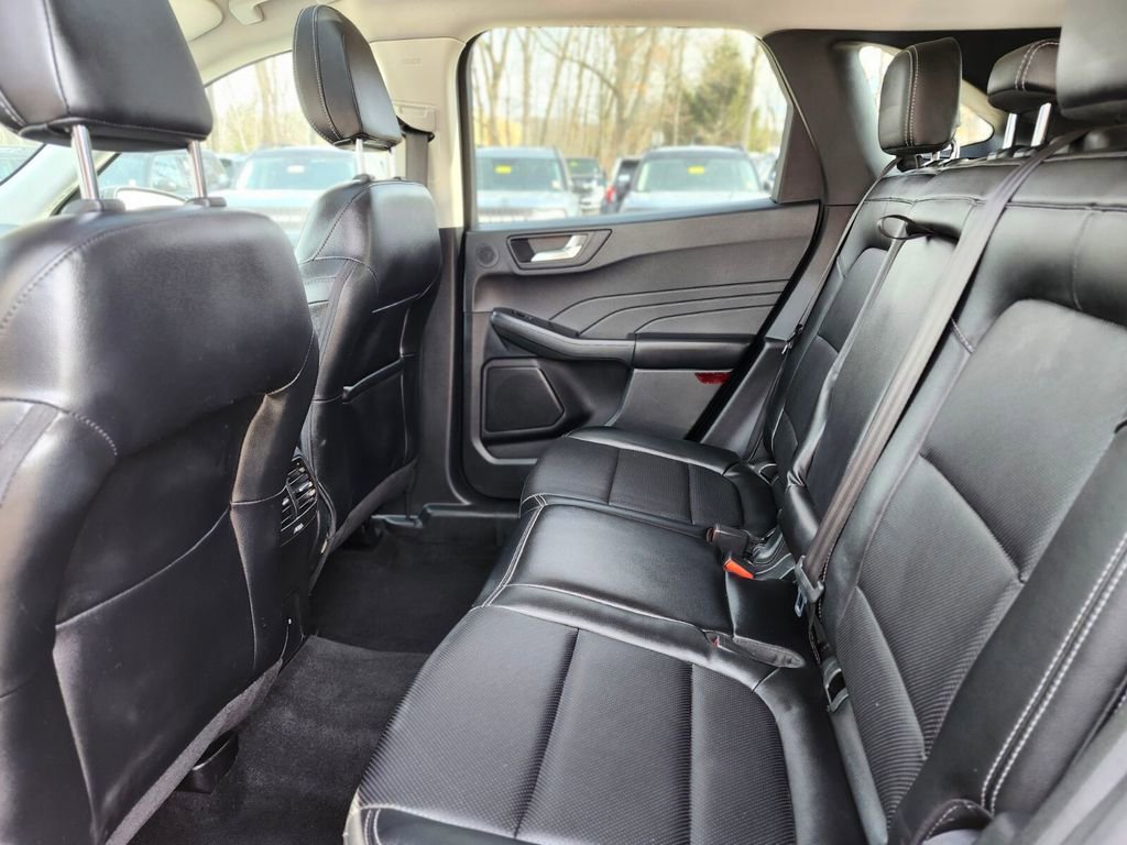 Certified 2022 Ford Escape SEL w/ Technology Package image 16