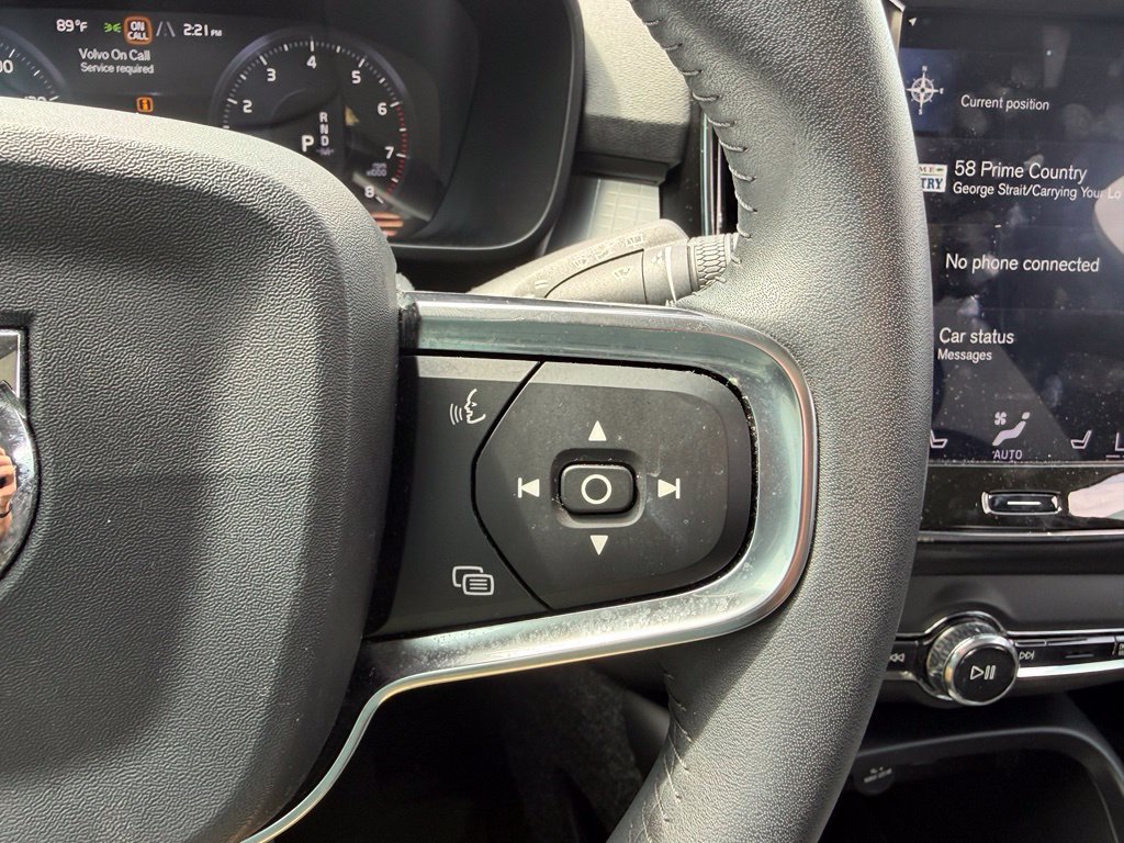 Used 2019 Volvo XC40 T5 Momentum AWD/4WD image 32